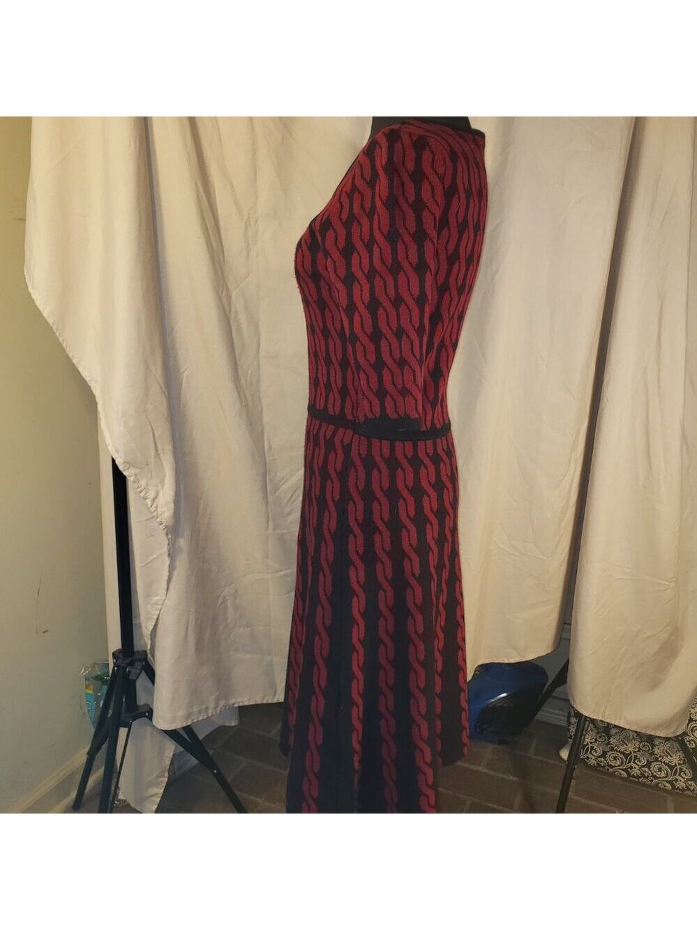 Sandra Darren Red & Black Knit Dress - S - Picture 2 of 4